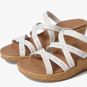 Sketchers platform wedge sandals size 8 NEW in box